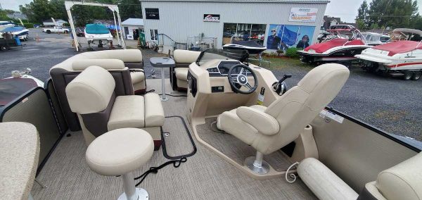 Ponton Manitou Oasis VP 2022 26 pieds – Image 4