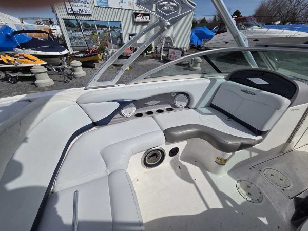 Bateau Starcraft XSTAR 2004 23 pieds – Image 8