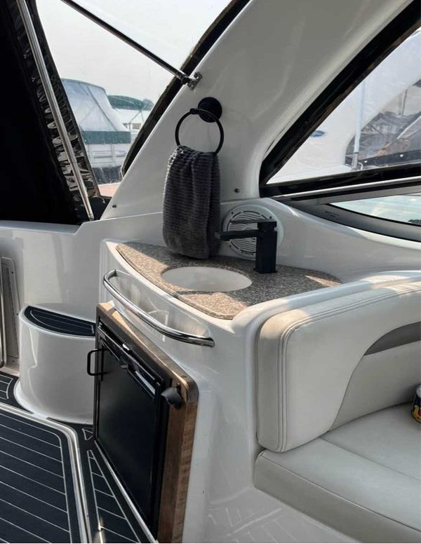Bateau CHAPARRAL 280 28 pieds – Image 13