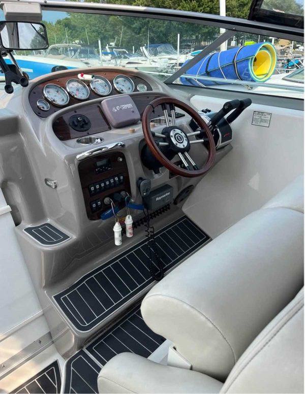 Bateau CHAPARRAL 280 28 pieds – Image 10