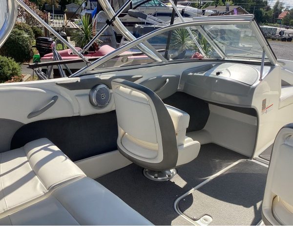 Bateau Bayliner 185 2010 – Image 6